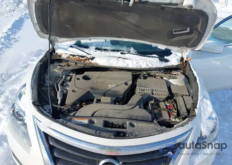 2014 Nissan Altima 2.5 Sv из США, поврежденный, VIN 1N4AL3AP9EC127432